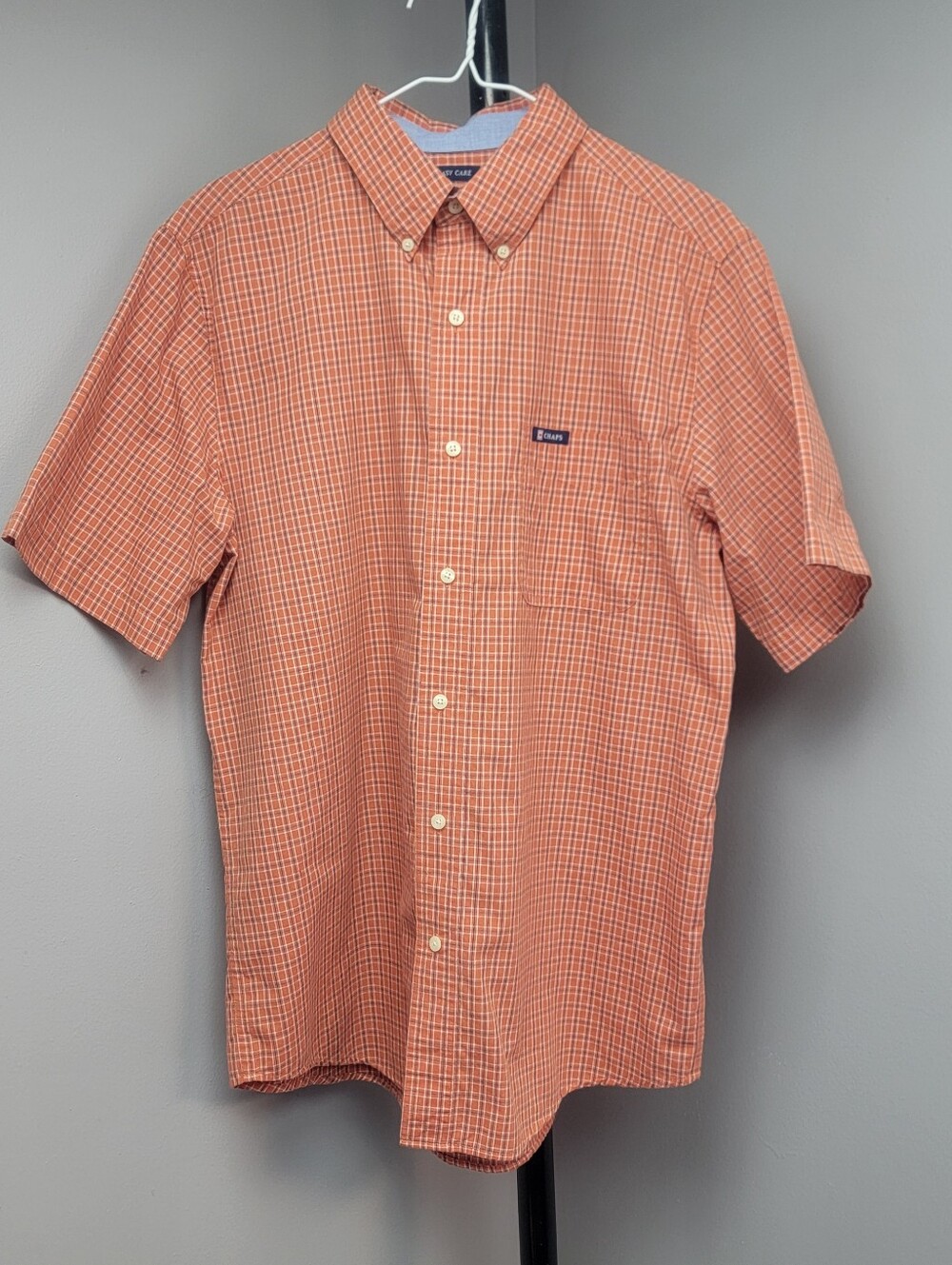 Chaps Easy Care Mens Shirt Short Sleeve Button Down Collared Orange White Size M